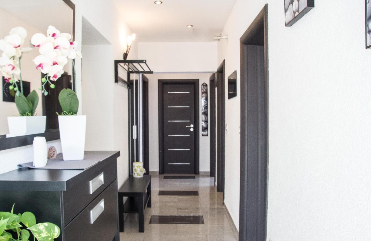 Apartment Dino Selce Bagian luar foto